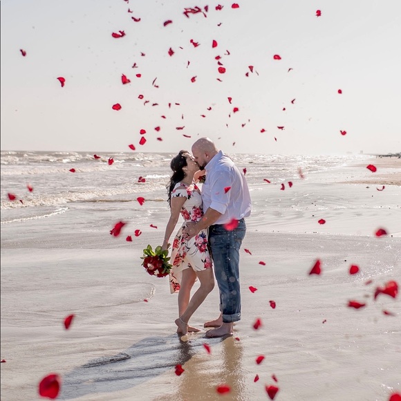 Meet your Posher, Karina - Picture 3 of 3